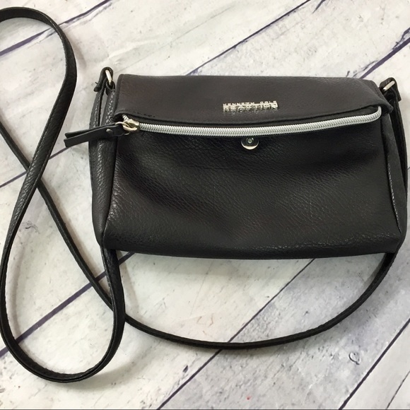 Kenneth Cole Reaction black leather crossbody bag - Picture 2 of 9